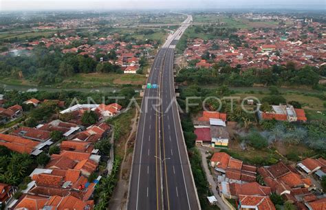 TOL PEJAGAN PEMALANG SEPI ANTARA Foto