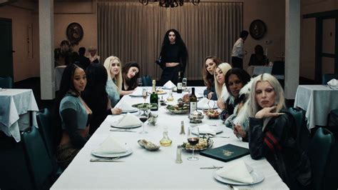 How To Become A Hot Internet Girl According To Charli XCXs 360