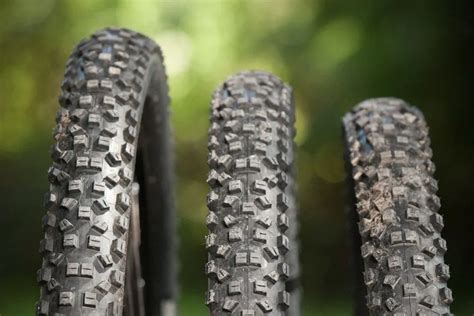 Mountain Bike Wheel Sizes Explained 26in Vs 275in Vs 29in