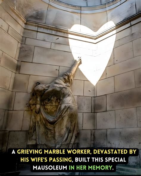 Canning - The mausoleum of Léonce Evrard and his wife, Louise Flignot