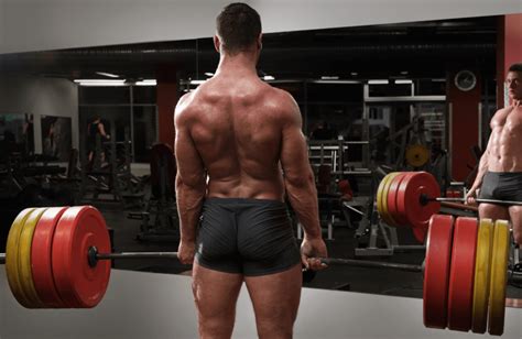 Deficit Deadlift: The Master Guide (2023) - BoxLife Magazine