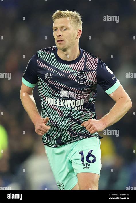 Brighton And Hove UK 6th Dec 2023 Ben Mee Of Brentford During The