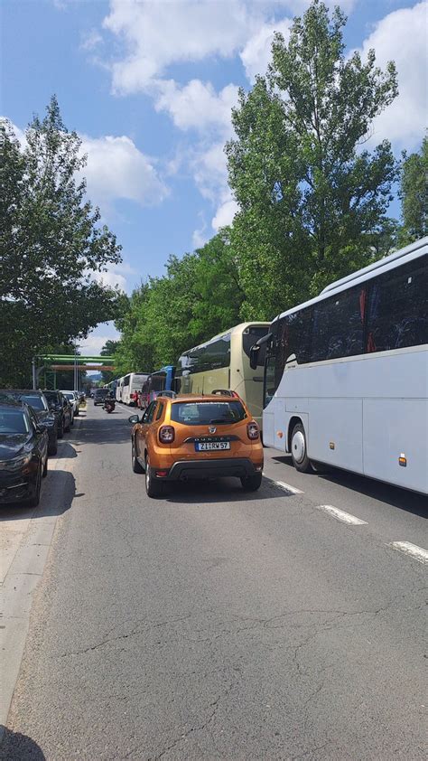 Rados Aw Gruca On Twitter Tysi Ce Ludzi Ja Ich Nie Widz Nastroje