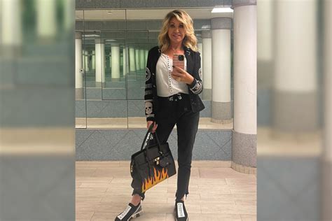 Carmen Geiss Seltenes Bikini Selfie sorgt für Begeisterung