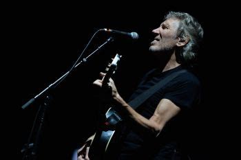 Ap S Anos A Banda Pink Floyd Lan A Disco De In Ditas