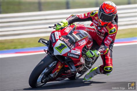 Superbike GP Misano 2023 Super Ducati Nella FP2 Bautista Primo