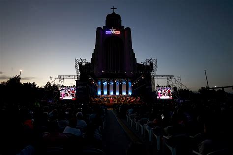 M S De Mil Personas Disfrutaron Del Espect Culo Carmina Burana En