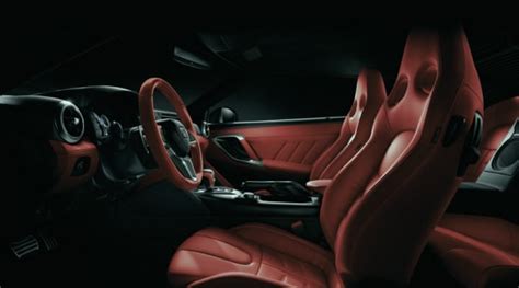 2024 Nissan GT-R Interior & Cargo Features | Nissan Canada