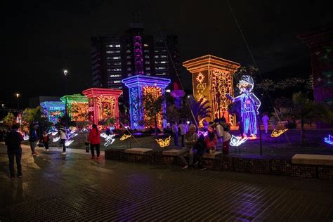 Medellín encendió los alumbrados navideños 2022