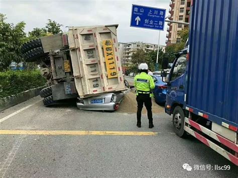 深圳街头大货车压扁小车！是天灾还是人祸？这类事故可以避免吗？ 搜狐汽车 搜狐网