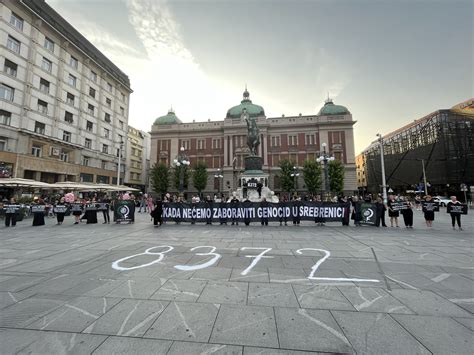 Ene U Crnom Povodom Godi Njice Genocida U Srebrenici U Centru