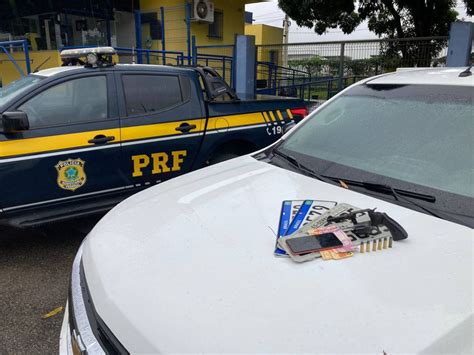 Prf Recupera Ve Culo Roubado E Apreende Arma De Fogo Durante