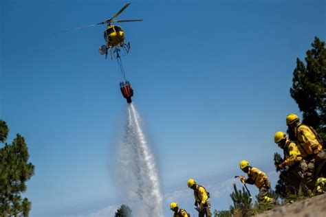 El Octogenario Lanzó La Piedra Al Helicóptero Porque Cargaba Agua En Su