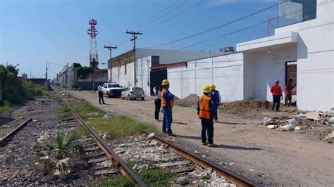 Pintor Sufre Descarga El Ctrica En El Astillero Del Puente Ju Rez De