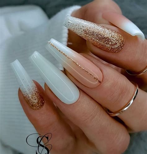Latest Nude Chrome Nail Ideas To Try In
