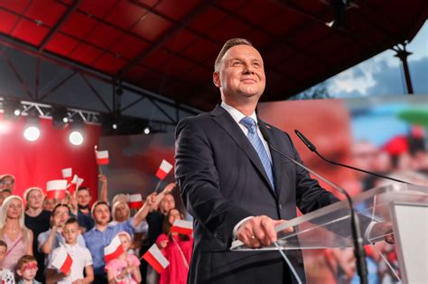 Andrzej Duda złożył swój podpis pod projektem zmiany konstytucji