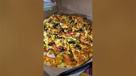 Veg Extravaganza In The Best Veggie Pizza By Dominos 🥰 Youtube