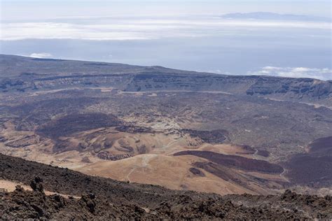 Vista Desde El Volc N Teide Las Canadas Caldera Con Lava Solidificada