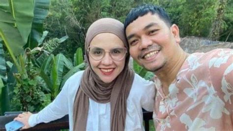 Digugat Cerai Indra Bekti Masih Puji Aldila Jelita Istri Yang Begitu