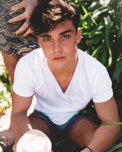 Ethan Or Graysons Lane The Dolan Fam Amino