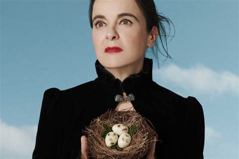 Psychopompe Amélie Nothomb en trois dimensions