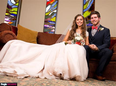 Jessa Duggar And Ben Seewald Kissing