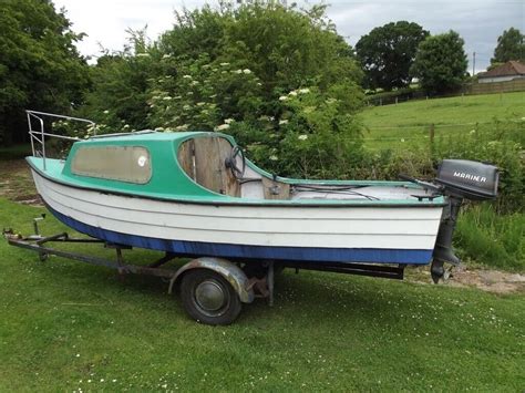 15ft Grp Fishing Boat With 4hp Mariner Outboard And Trailer In