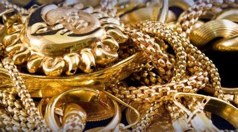 Gold Prices Surge By Rs Per Tola In Pakistan Islamabad Post