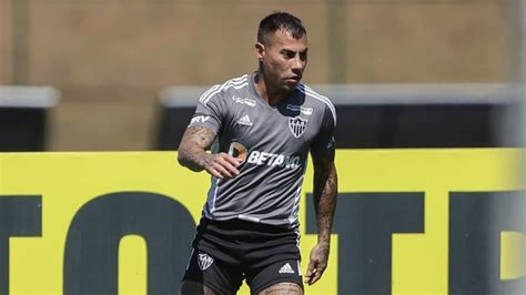 Vasco Inicia Conversas Por Contratação De Atacante Vargas Do Atlético Rádio Itatiaia