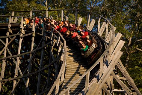 The best rides at Dollywood for the whole family - The Points Guy