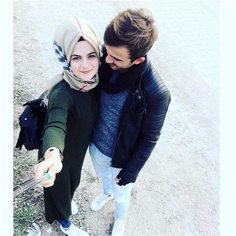 Sol Yanimdaki En Güzel Yeri Ona Verdim Cute Muslim Couples Muslim