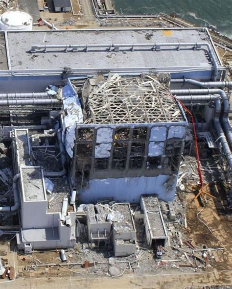 Fotos Después Del Terremoto Asolado Por La Planta Nuclear De Fukushima