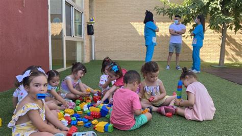 Un Centenar De Ni Os Y Ni As Disfrutan Y Aprenden En La Escuela De