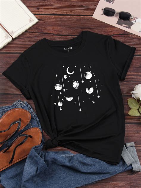 SHEIN LUNE Camiseta con estampado de luna Moda de Mujer SHEIN México