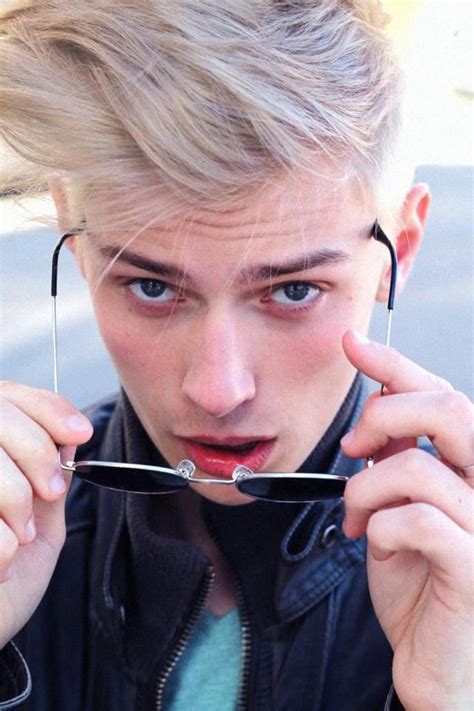 50 Bleached Men S Hairstyles That Will Ensure Your Summer Lasts Forever