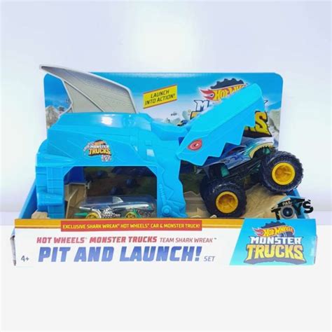 Promo HOT WHEELS MONSTER TRUCK PIT LAUNCH SET TEAM SHARK WREAK LUTOFIA Diskon 50 Di Seller