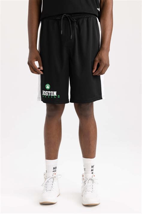 Black MAN Defacto Fit NBA Boston Celtics Licensed Oversize Fit Shorts