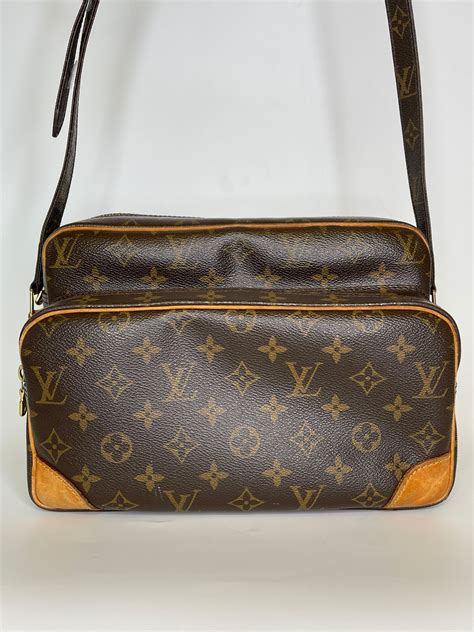 Louis Vuitton Vintage Authentic Monogram Shoulder Bag Nile Mm 2012 For Sale At 1stdibs