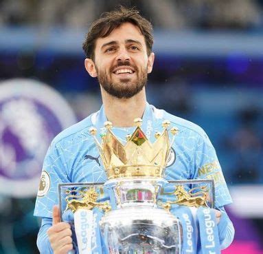 Bernardo Silva With A Trophy in 2023 | Bernardo, Manchester city ...