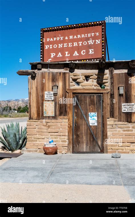 Pioneertown in Southern California, USA Stock Photo - Alamy