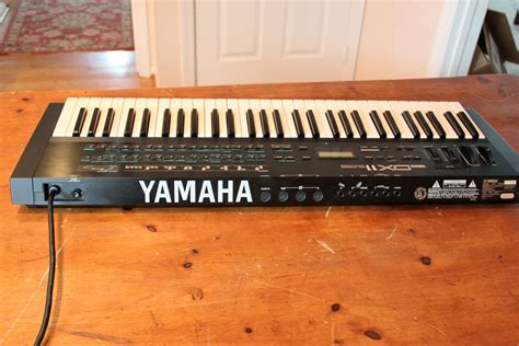 Yamaha DX11 – SynthMania