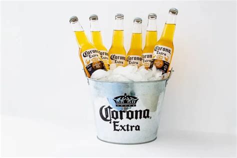 Corona beer bucket Stock Photos, Royalty Free Corona beer bucket Images ...