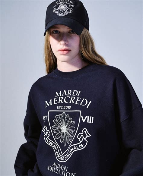 MARDI MERCREDI SWEATSHIRT ALUMNI EMBLEM 4col Unitplace2