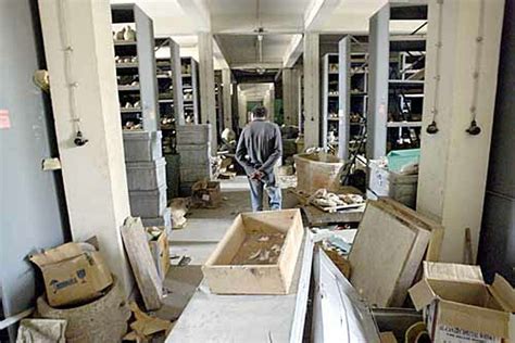 Iraq Museum Looting