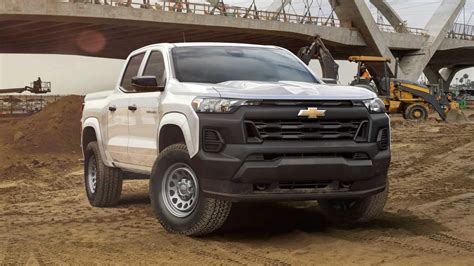 2023 Chevrolet Colorado Price Starts At $30,695, Production Begins Q1 2023