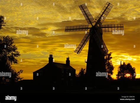 Alford five sail Windmill, Lincolnshire Stock Photo - Alamy