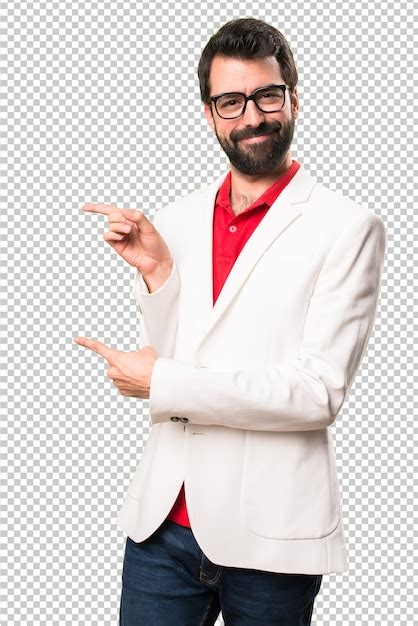 Premium Psd Brunette Man With Glasses Pointing To The Lateral