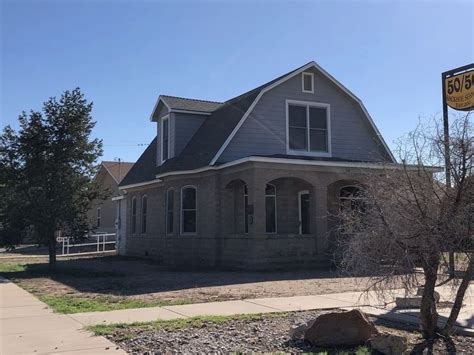 The Sallie Chisum Robert House Historical Marker