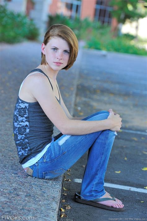 Kinky Babe Aubrey Undresses Spreads Her Pink Pussy Wide In Public Coedcherry