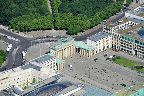 Luftaufnahme Berlin Mitte Brandenburger Tor Am Pariser Platz In